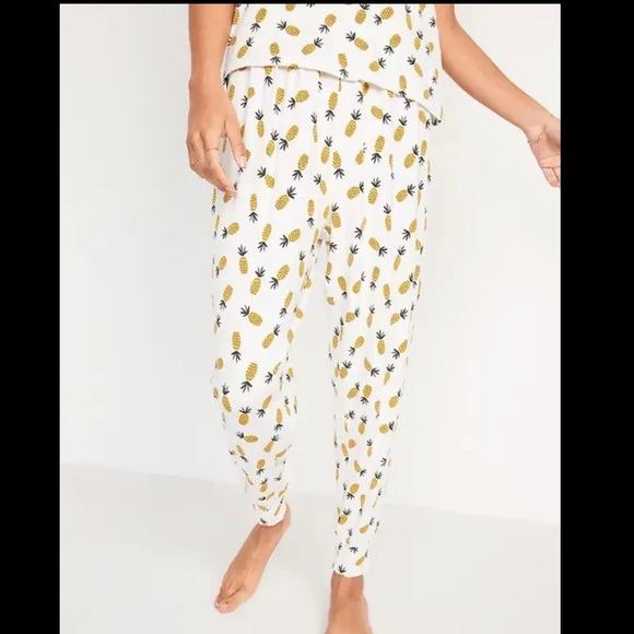 Old navy pineapple pants Clearance